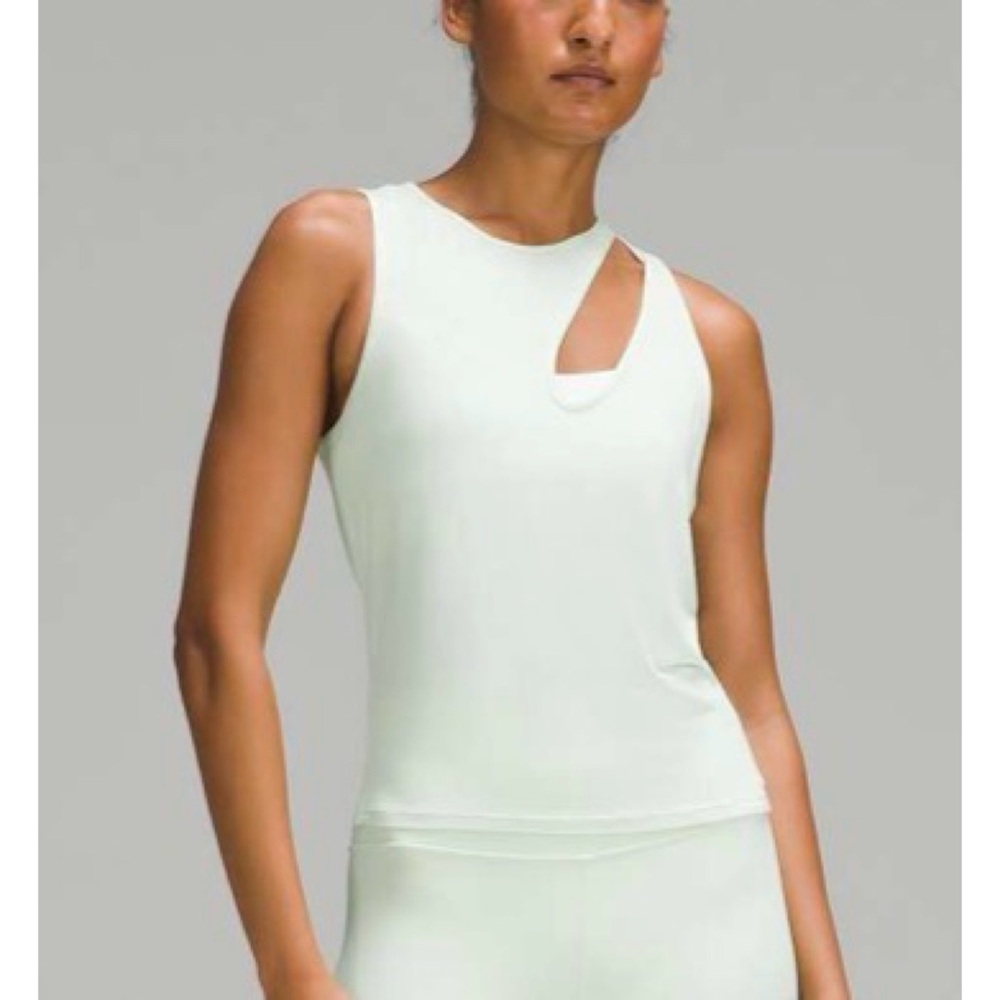 Lululemon Shoulder Cut-Out Yoga Tank Top Green